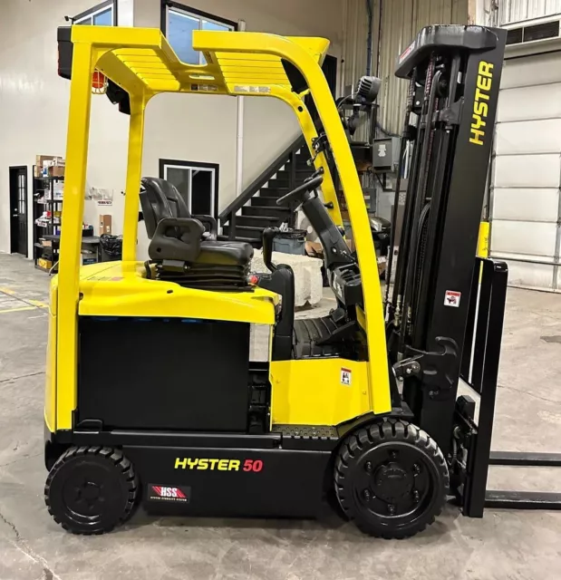 2016 Hyster E50XN 5000 LB Capacity ELECTRIC Forklift ** ONLY 1100 HOURS !!