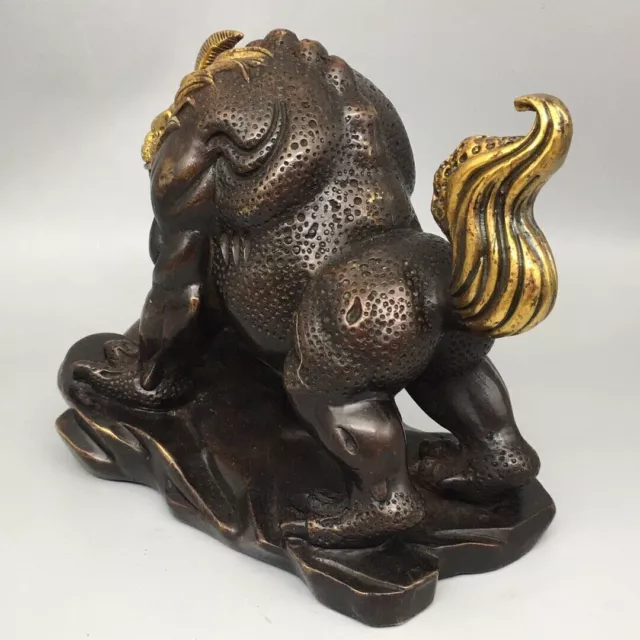 Old Tibet Chinese Copper Gilt Handmade Exquisite Beast Statue 3