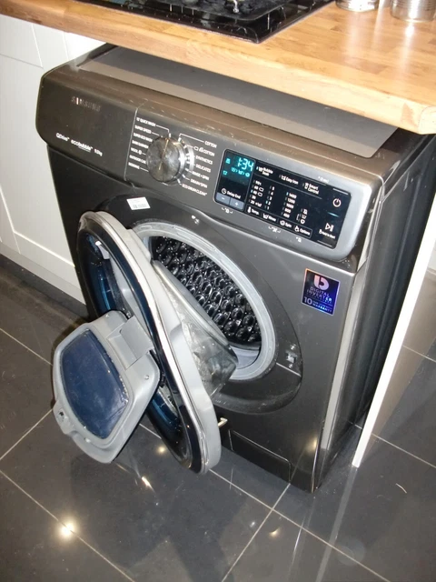 SAMSUNG WF80F5E2W4X GRAPHITE 8kg A Eco Washing Machine RRP 599