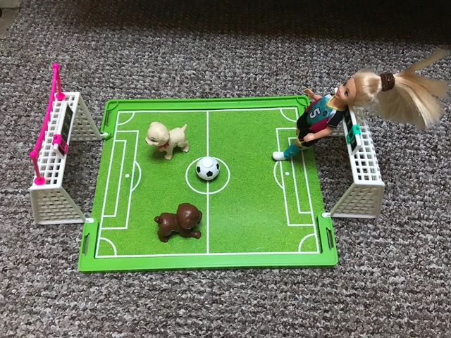 Barbie chelsea sales football set