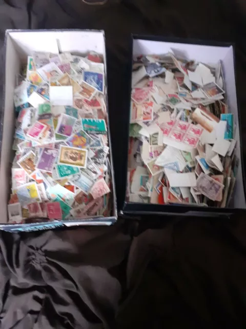 2000+ World Off Paper Collection / Mixture Stamps Job Lot (Kiloware)