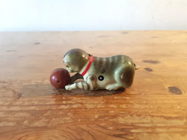 Selten Blechspielzeug Köhler Katze mit Ball
