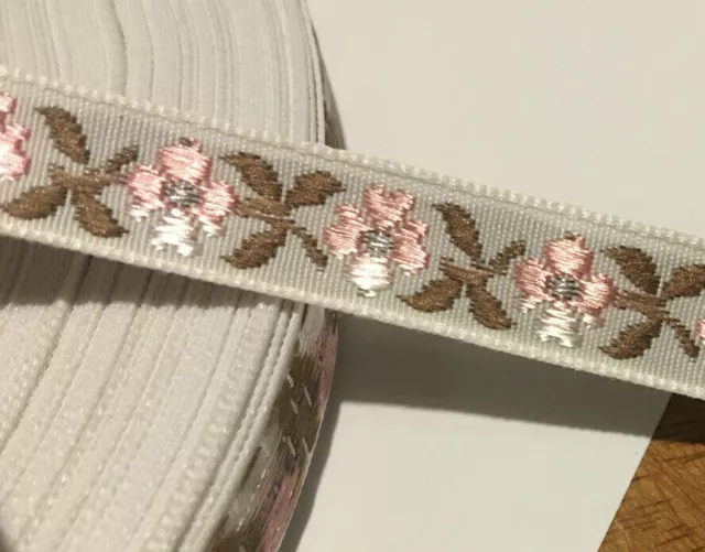 5 YDS~SUPERB FLORAL EMBROIDERED BRAID WEBBING TRIM~1/2"=13MM~'ART No 1'~FROM AU