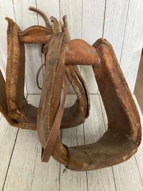 Vintage Pair of Western Leather Stirrups. Cowboy/Western Americana Horse Riding