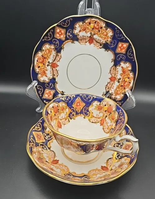 Vintage Royal Albert Heirloom Avon Shape Gold Rim Tea Cup Saucer Plate Trio