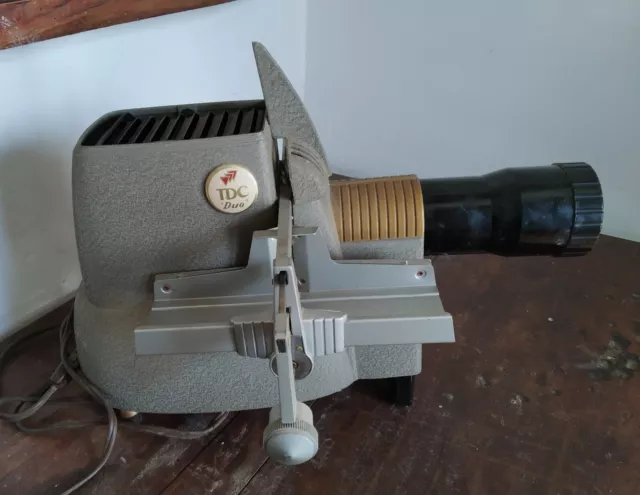 proyector antiguo de diapositivas