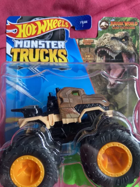 New Hot Wheels 1/64 Monster Trucks Jurassic World Series Triceratops  Dinosaur