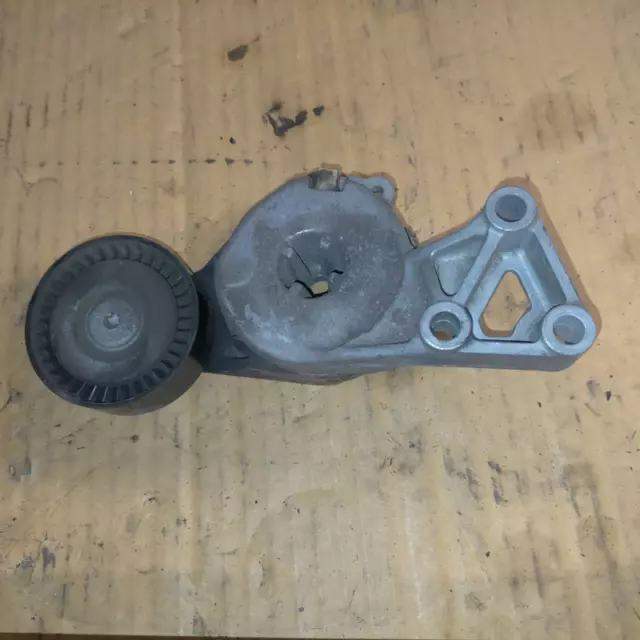 06A903315E galet tendeur pour AUDI A3 (8L) 1.4 TDI Ber. 2000-2003 c95f06