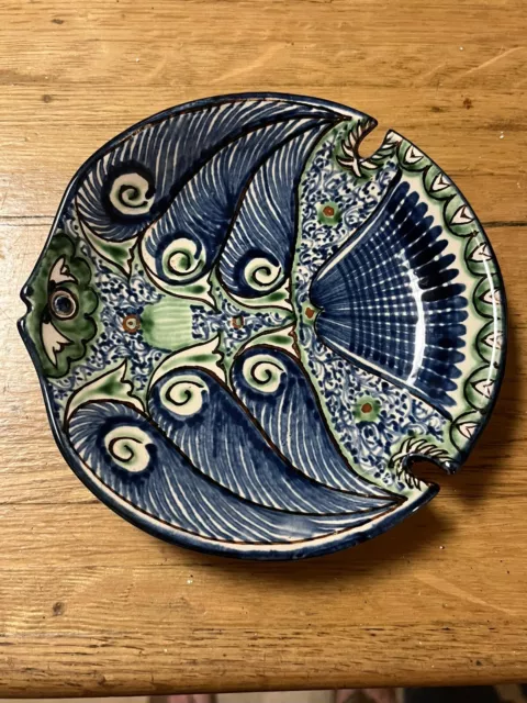Beautiful Hand painted Pottery Fish Plate Signed