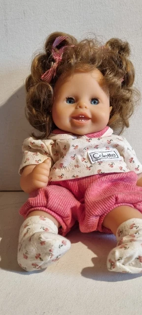 PETITE POUPEE MUNDIA CHRISTINE ET CECILE A L'ANCIENNE EDITION LIMITEE