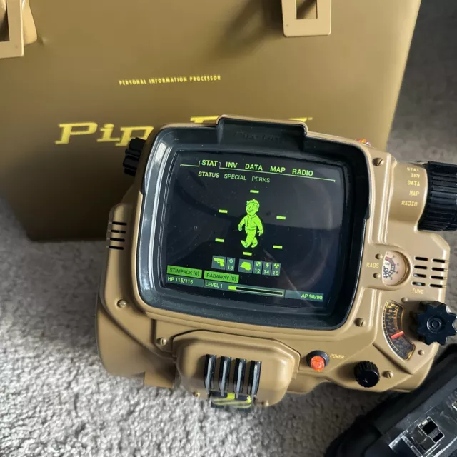 Pip-Boy 3000 MK4 Fallout 4 Interactive Working Phone Version