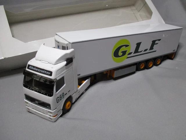 Volvo FH4 Globetrotter + remorque Tautliner Transports Malvaux au 1/43ème Eligor - La Boutique