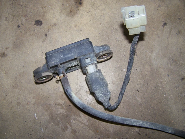 YAMAHA VENTURE ROYALE 1300 intake vacuum pressure sensor relay 1200