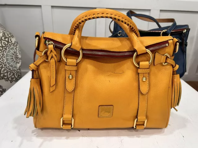 dooney bourke handbag beautiful SUNFLOWER YELLOW Florentine leather
