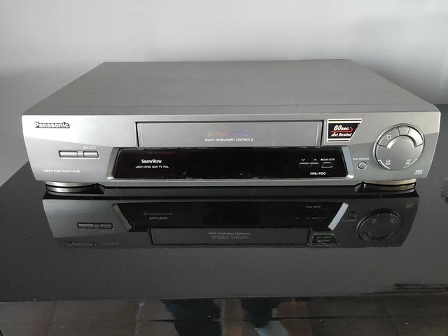 Magnétoscope Panasonic NV-FJ617 Hi-Fi Nicam/A2 NTSC PAL SECAM Super drive