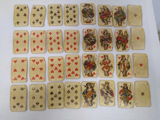 File:Cartes à jouer issues de jeux au portrait du Dauphiné - jeu de cartes, esta