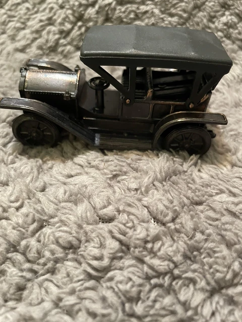 VINTAGE DIE-CAST MINIATURE Antique Finished Car Pencil Sharpener No