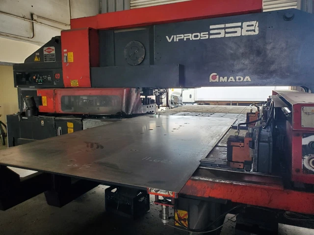 Amada 558 Turret