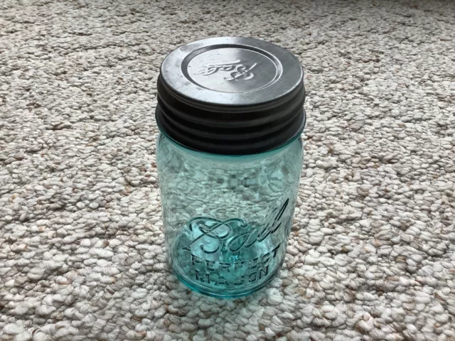 Lucky/Unlucky #13 Ball Perfect Mason Blue Pint Jar & Ball Zinc Lid