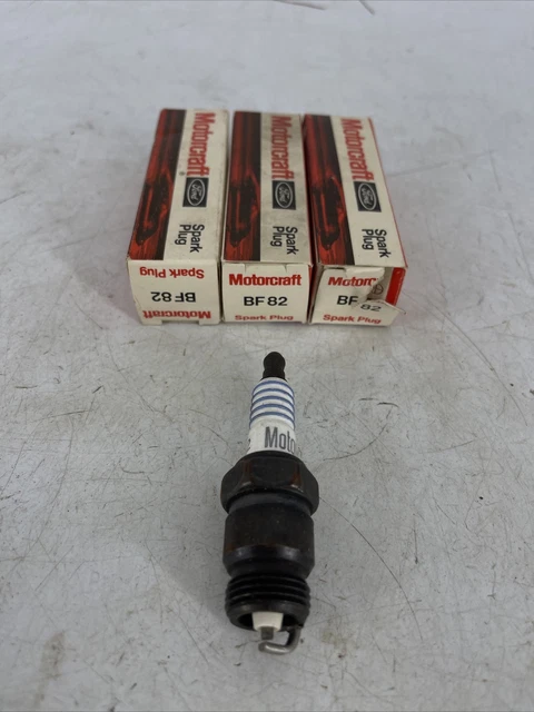NEW LOT OF 3 Vintage Motorcraft BF82 Spark Plugs