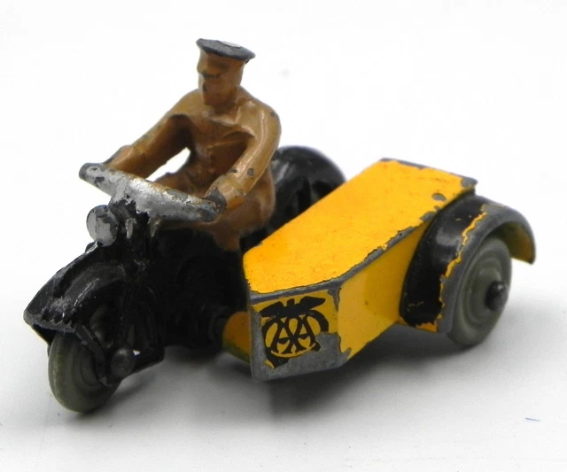 Dinky Toys France De Soto Diplomat N°545 - Rose Toit Noir - Boîte AAA - Occasion