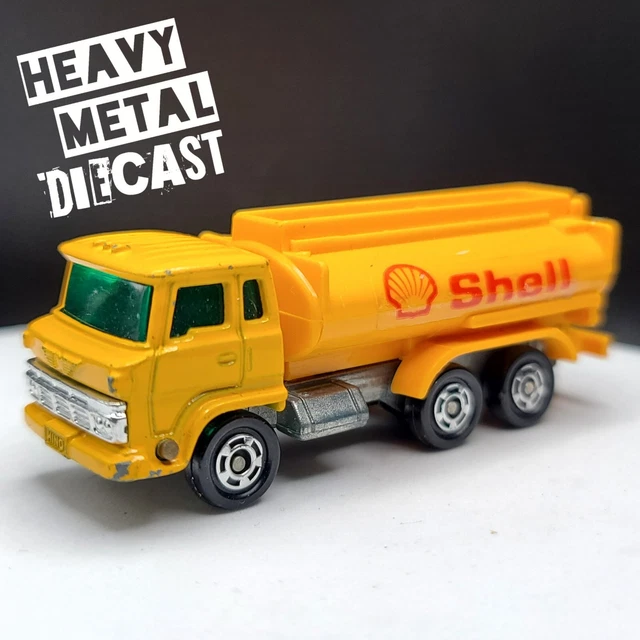 TOMICA HINO TANKER Truck "Shell" Oil (1980s Tomy Pocket Cars) *Paint