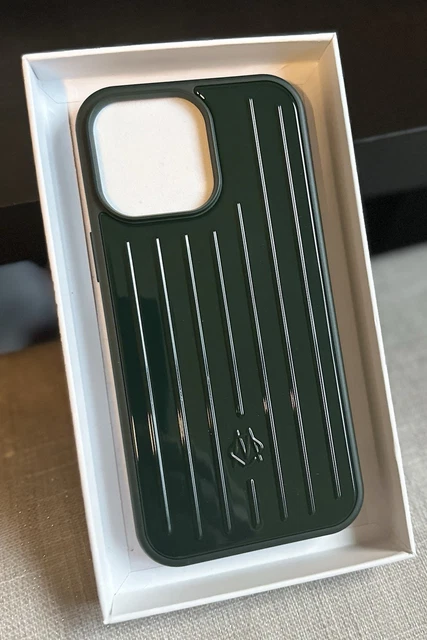 限定セール⭐️ RIMOWA iPhone 16 Pro用ケース グリーン 限定セール⭐️ RIMOWA iPhone 16 Pro用ケース グリーン - メルカリ