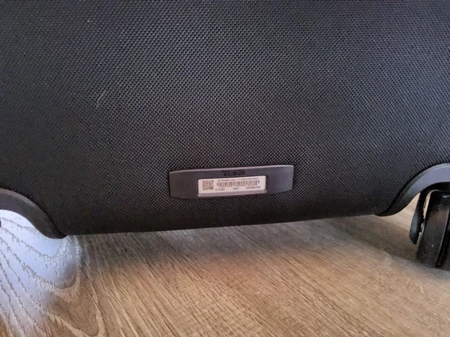 Tumi Continental Expandable 4 Wheeled Carry-On - Black Style 117162-1041 4