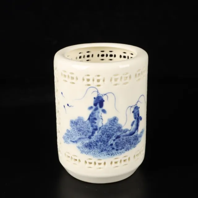 Noble decor china blue and white porcelain painting fish Hollow out Brush pot