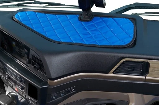 Tappetino centrale cruscotto in Ecopelle Blu per new MAN TGX dal 2021