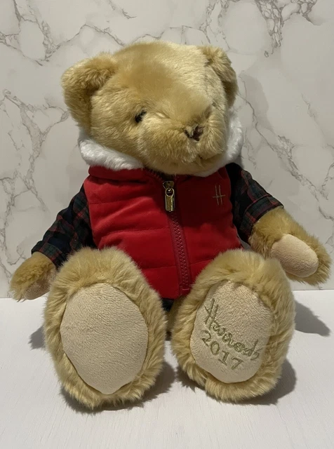 2017 christmas bear 2025