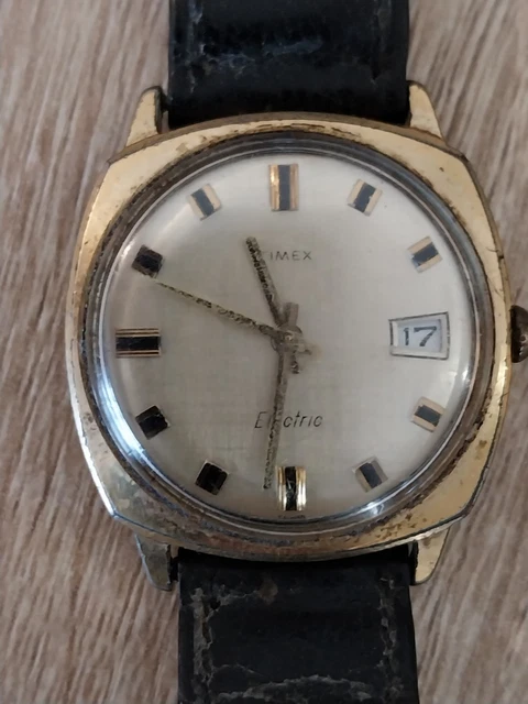 Montre Timex Vintage à Remontage Manuel - Ne Fonctionne Pas (Balancier Libre) - Pour Collection/Réparation