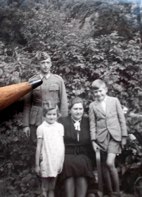 Foto Soldat Orden Spange Familie INTERESSANT