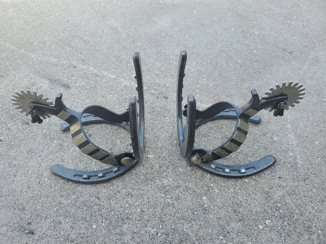 Horseshoe and Spur bookends -- St. Croix Forge Western Vintage