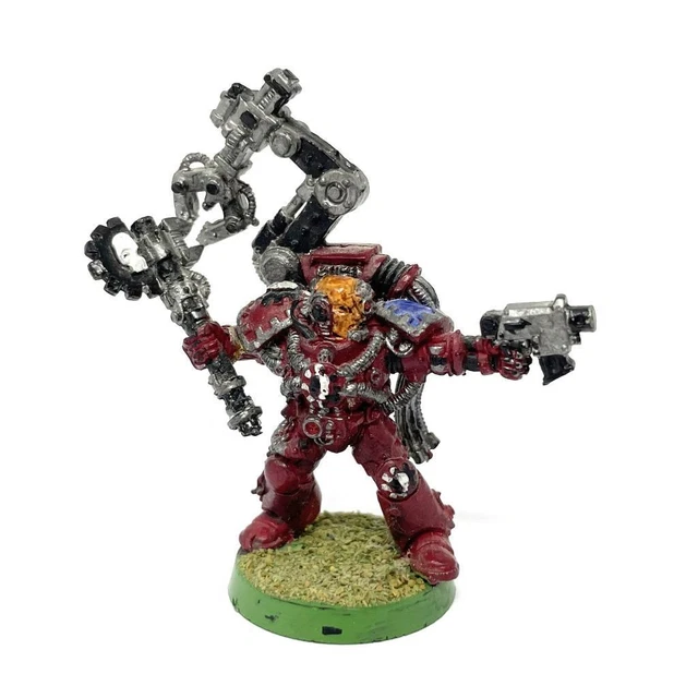 Games Workshop Warhammer 40k Space Marines Techmarine Metal New Direct Only OOP
