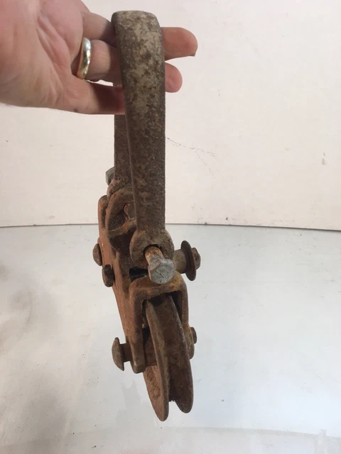 vintage antique barn door roller 7