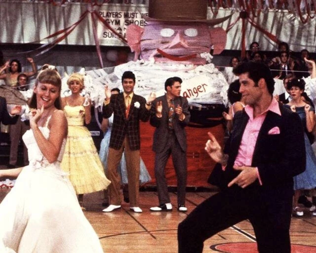 SEXY OLIVIA NEWTON-JOHN 8x10 PHOTO ICONIC DEATH JOHN TRAVOLTA GREASE