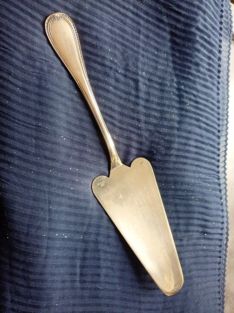 Rare Pelle à Tarte CHRISTOFLE 26cm – Modèle MALMAISON – Argent Plaqué 1921 – Occasion