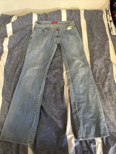 APPLE BOTTOM JEANS Blue Jeans Sz 8 Yellow Embroidery Y2K Straight