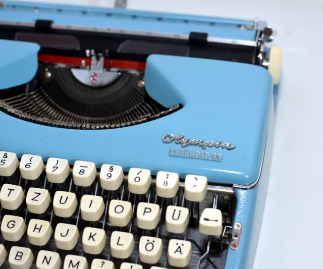 Olympia Splendid 99, qwertz, Sonderfarbe blau, Elite ,  typewriter, revidiert