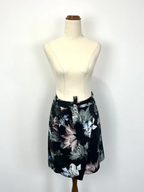 Portmans Womens Skirt Black Floral Pencil Rear Zip Knee Length Lined Size 8 S