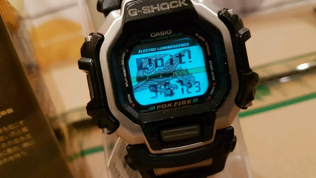 G-SHOCK DW-8195-1A1 CRAZY GANGSTERS ドラゴン G-SHOCK DW-8195-1A1
