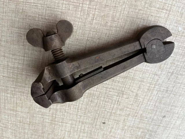 Vintage hand held vise