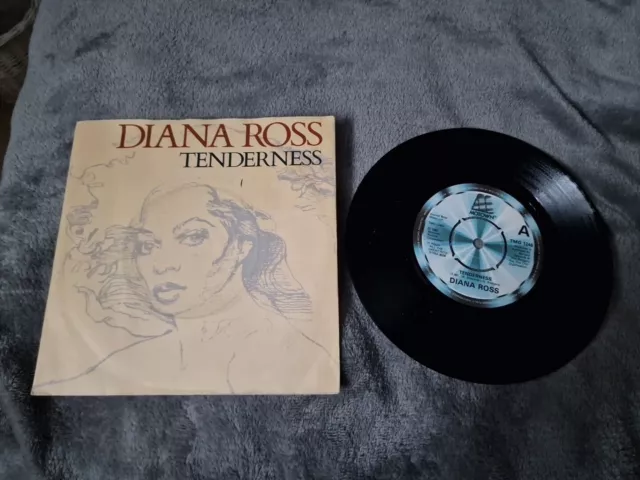 DIANA ROSS - TENDERNESS / MEDLEY  (5.31)          ORIGINAL UK 7'' vinyl single.