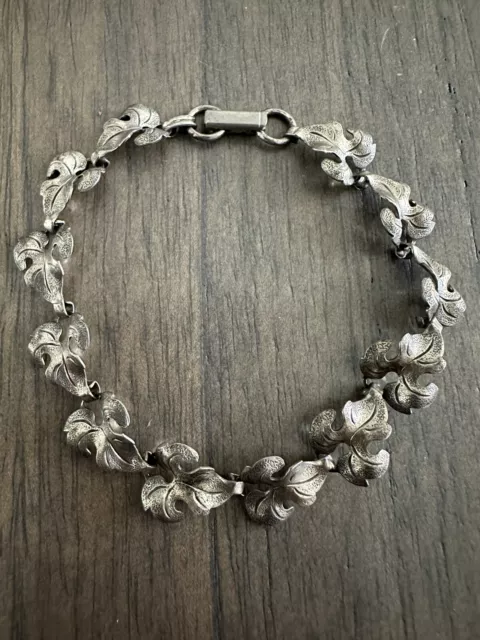 Vintage Beau Sterling Signed Silver Figural Leaf Link Bracelet Size 7.25”