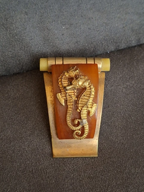Broche Vintage Hippocampe En Bakélite Marron - Pièce Ancienne Et Unique