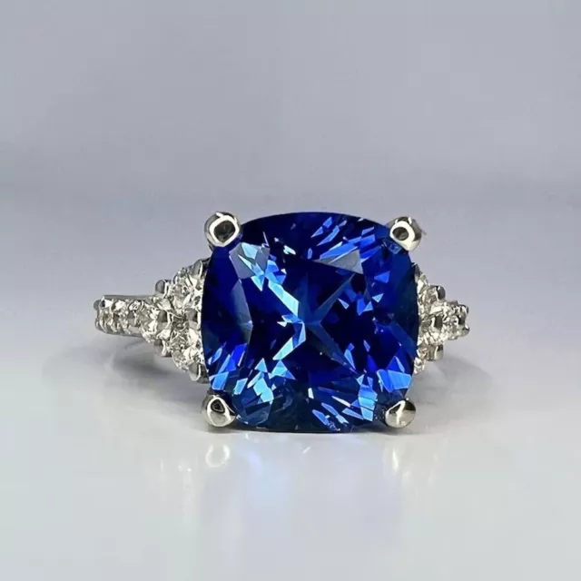 Coussin bague saphir bleu taille 5,36 carats créé en laboratoire diamant or...