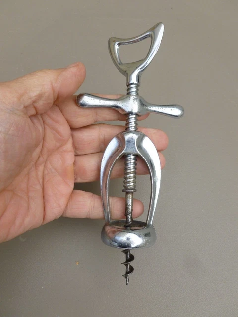 ANCIEN PETIT MORTIER à ailettes et son pilon en bronze. EUR 8,50