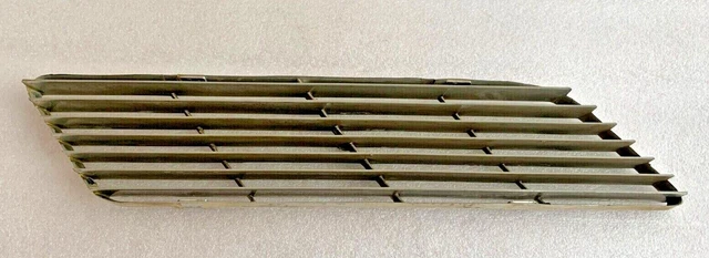 Griglia Di Ventilazione Laterale Nero Lucido Per BMW Serie 5 (E39, E60, E61, M5) – Ricambio OEM, Alta Qualità