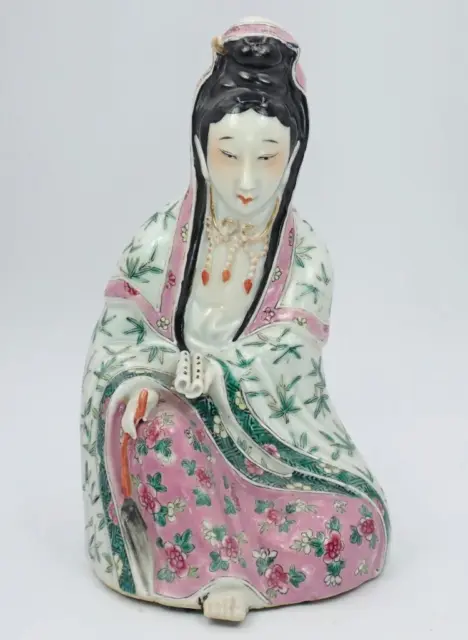 Fine Antique CHINESE 18th C. Porcelain Polychrome GUANYIN Lady FIGURINE QIANLONG